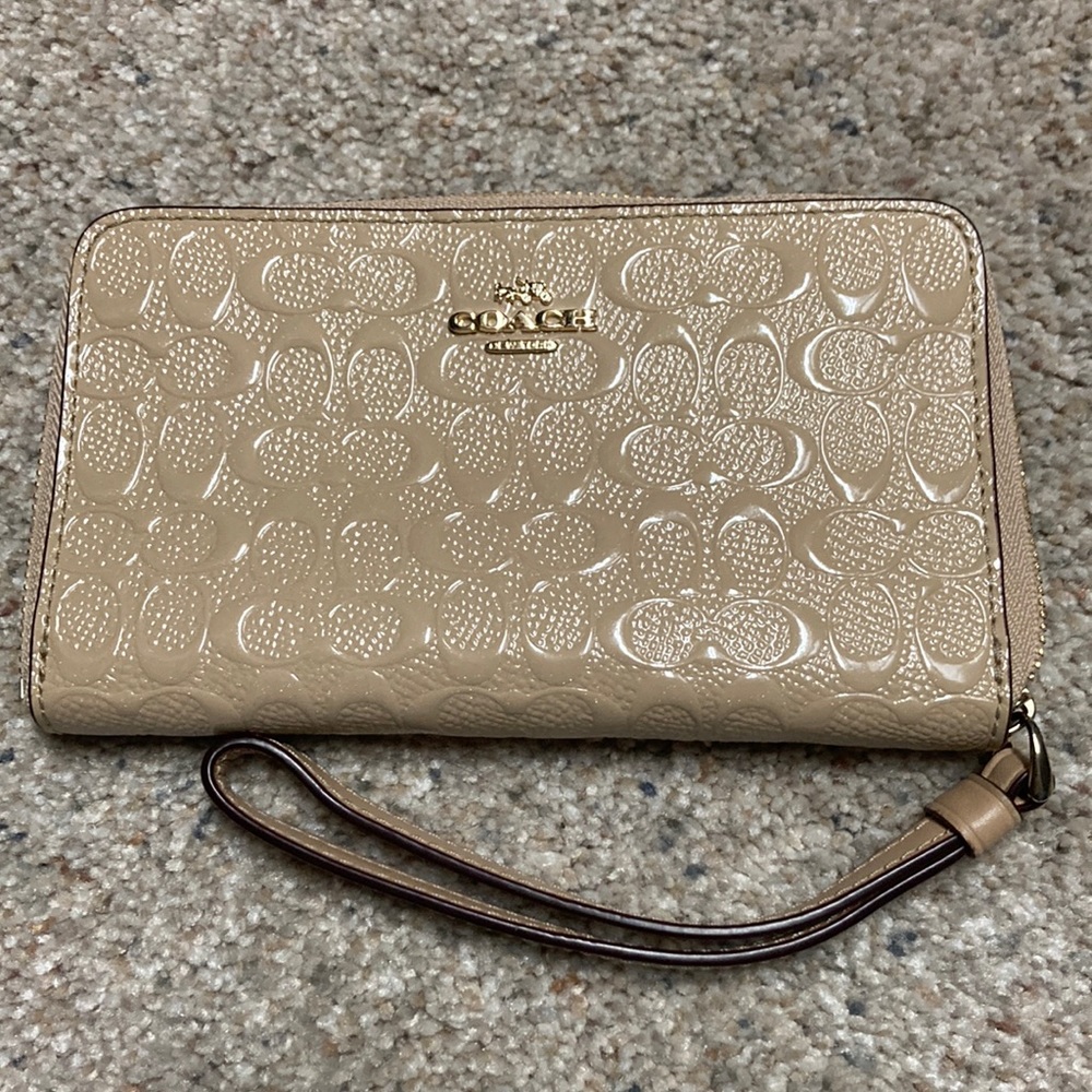 Coach Tech Wallet Beige